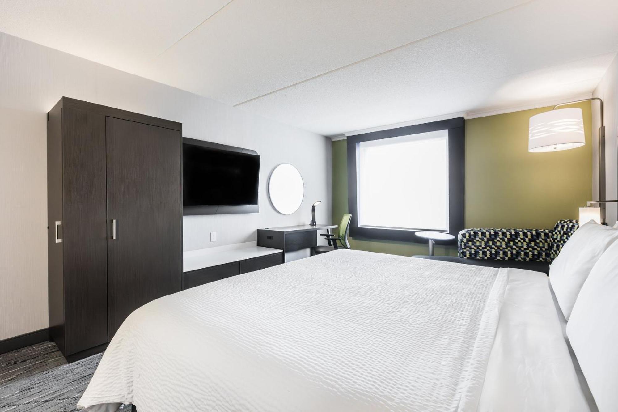 Holiday Inn Express & Suites - Toronto Airport South By Ihg Exterior foto