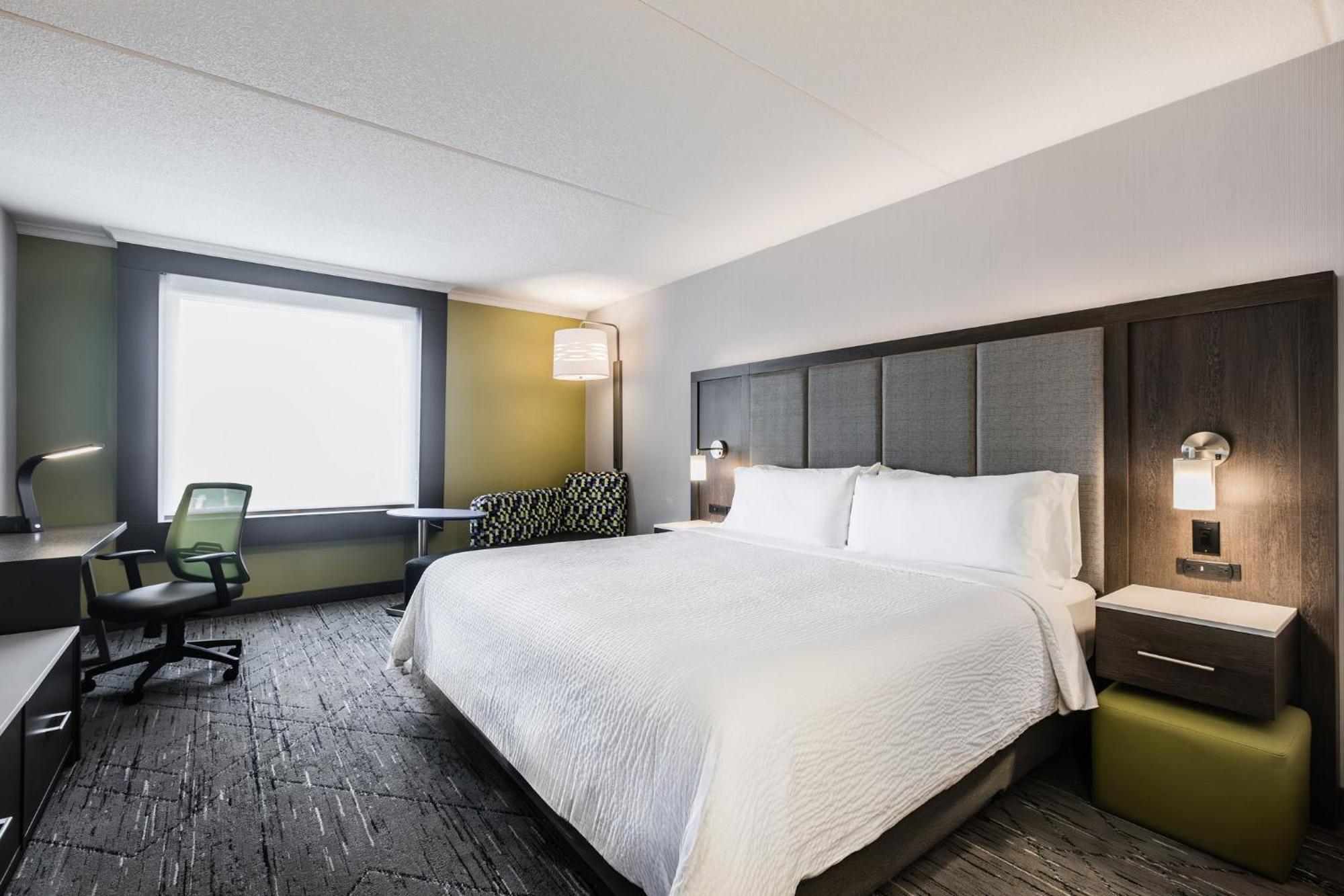 Holiday Inn Express & Suites - Toronto Airport South By Ihg Exterior foto
