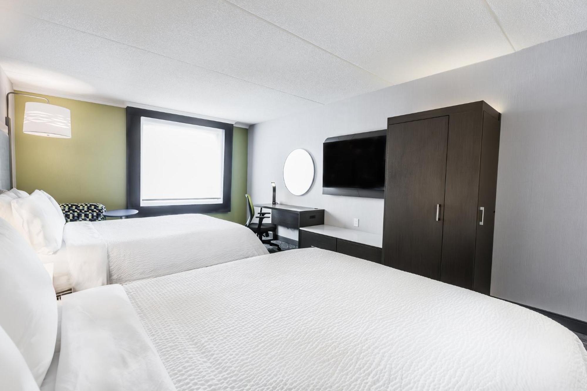 Holiday Inn Express & Suites - Toronto Airport South By Ihg Exterior foto