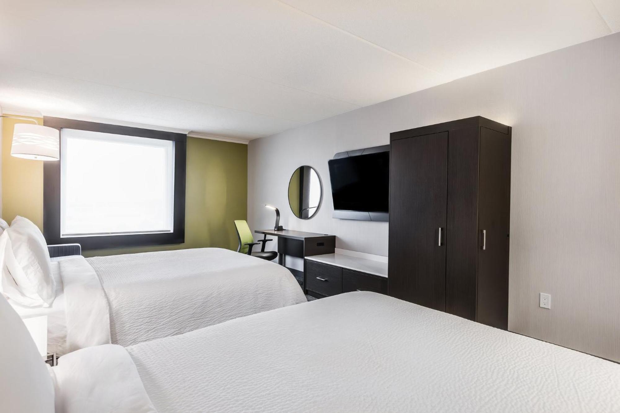 Holiday Inn Express & Suites - Toronto Airport South By Ihg Exterior foto