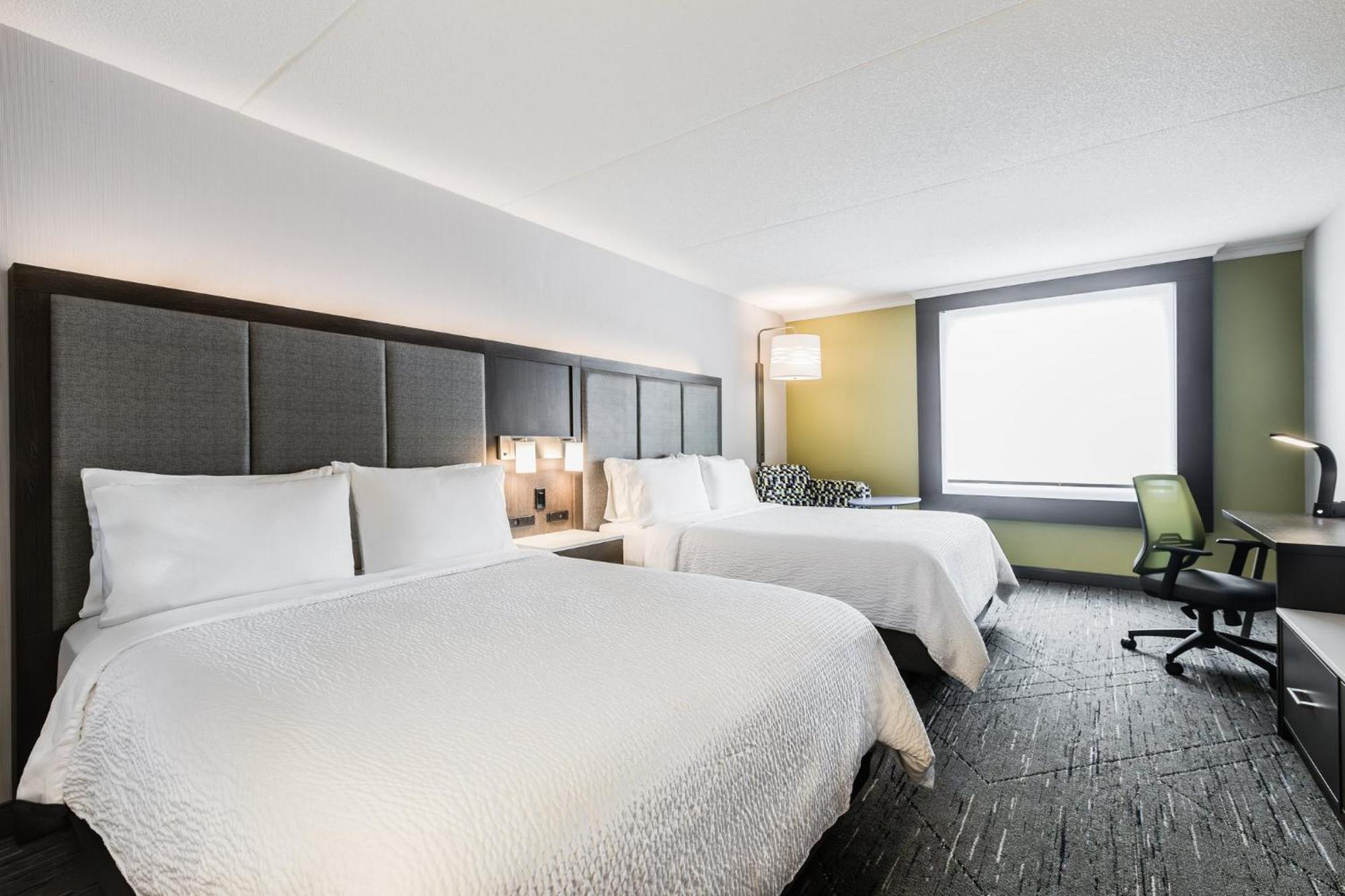 Holiday Inn Express & Suites - Toronto Airport South By Ihg Exterior foto